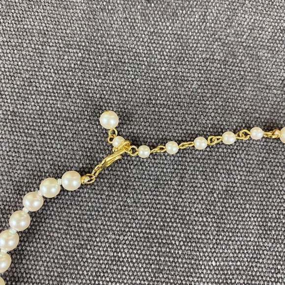 Vintage Pearl Necklace with Rhinestones Bow Gold - Picture 7 of 8